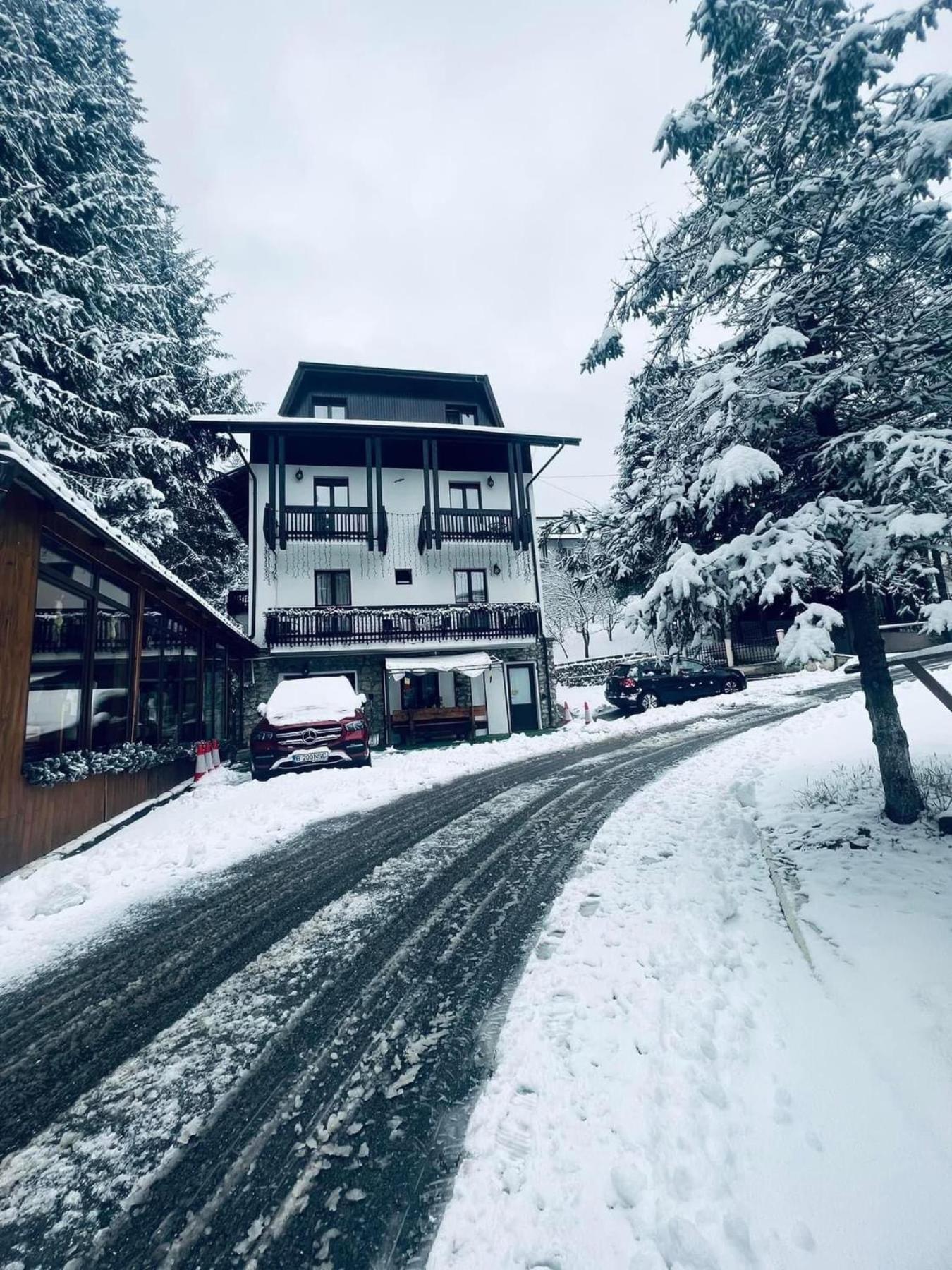 Cabana Din Poienita Poiana Brașov Zewnętrze zdjęcie